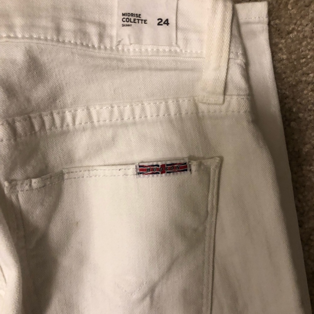 White Hudson!! Never worn!! size 24
